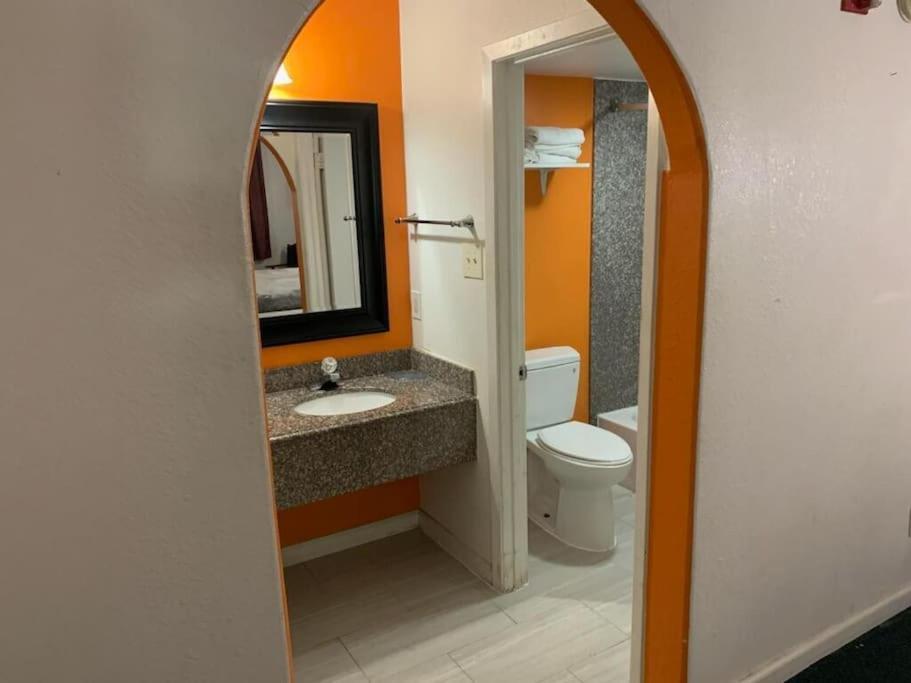Hotel 2 Double Bed Studio 109 & Hot Tub Livingston Εξωτερικό φωτογραφία